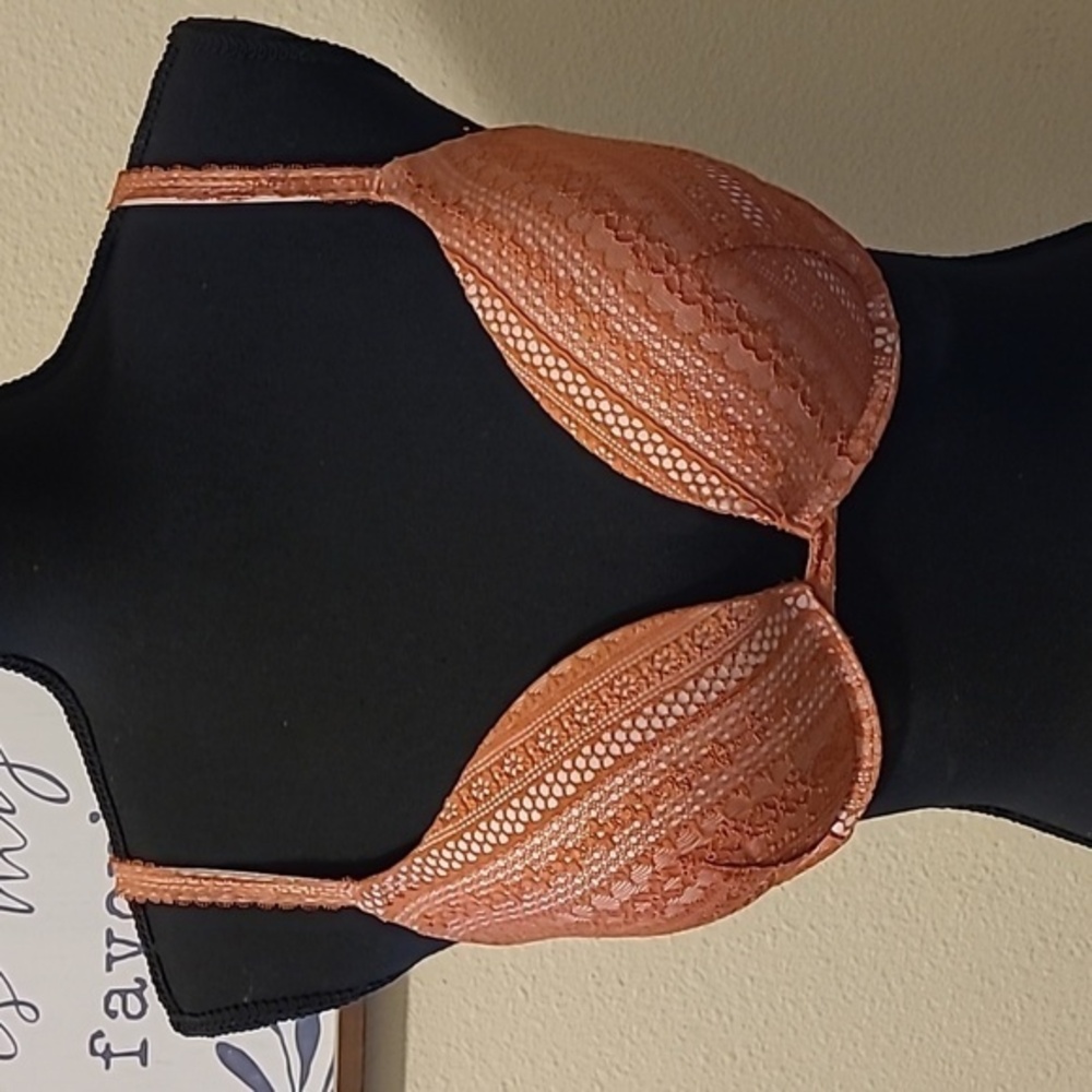 VS Bra